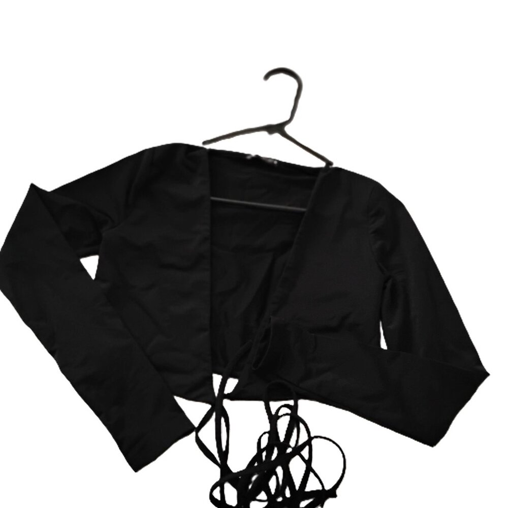 ZARA -M- CROP WARPS TOP- LONG SLEEVES -BLACK KNIT